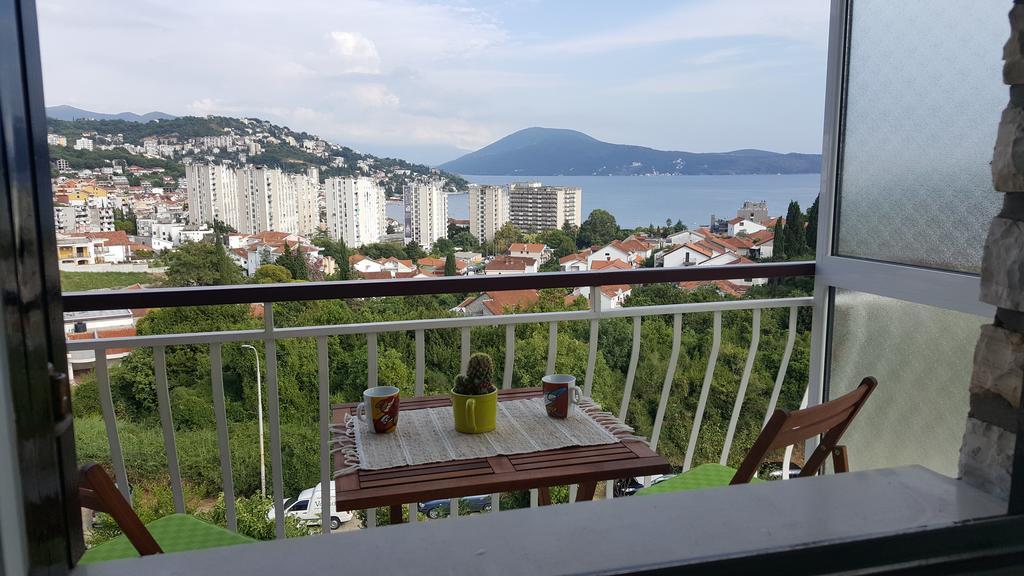 Apartments La Dolce Vita Херцег Нови Екстериор снимка